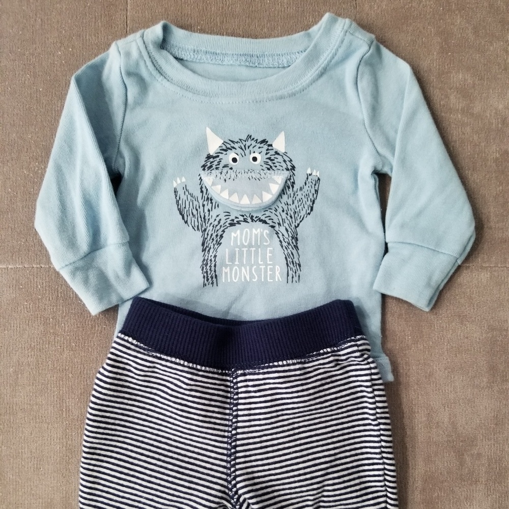 Super cute onsie and pant set